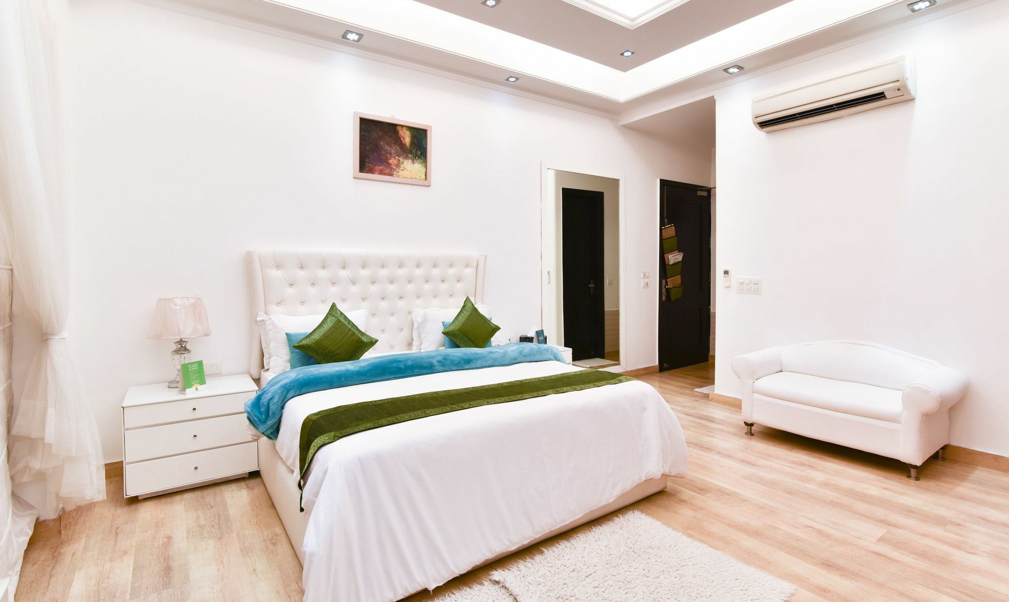 Hotel Treebo Trend The G8 Sector 39 à Noida Extérieur photo
